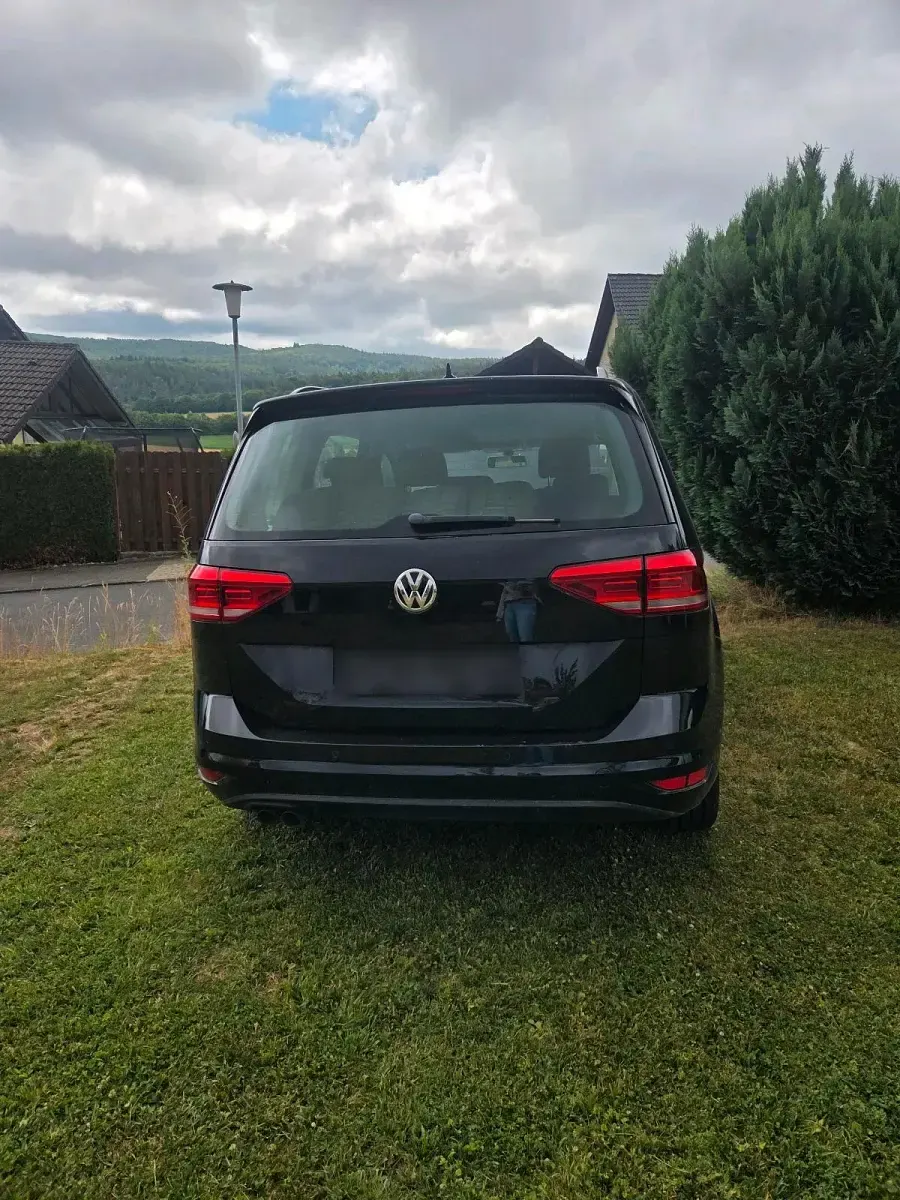 Gebraucht VW Touran 150 PS (110 kW) 2019 Schwarz Van / Kleinbus
