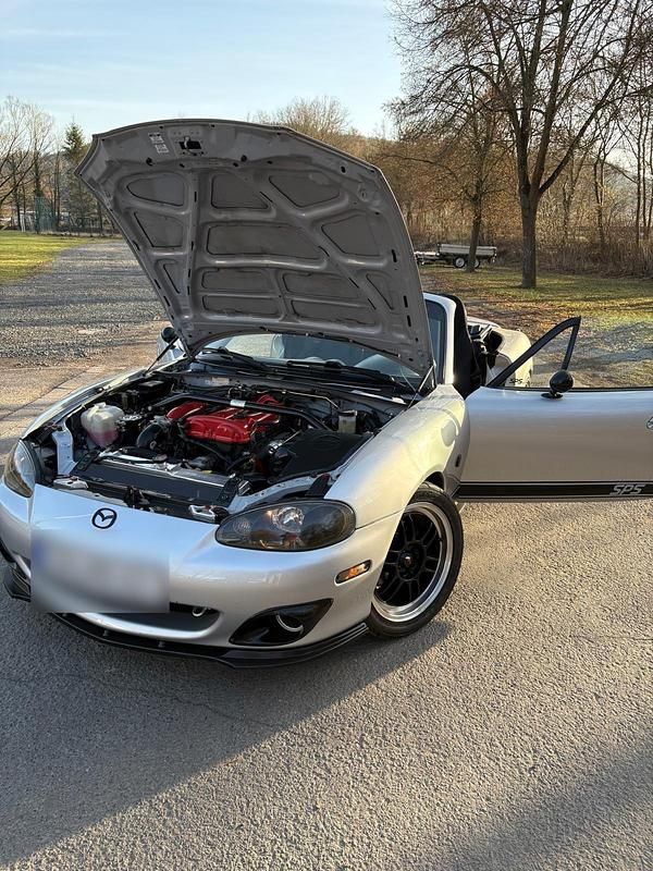Gebraucht Mazda MX5 230 PS (169 kW) 2002 Silber Cabrio