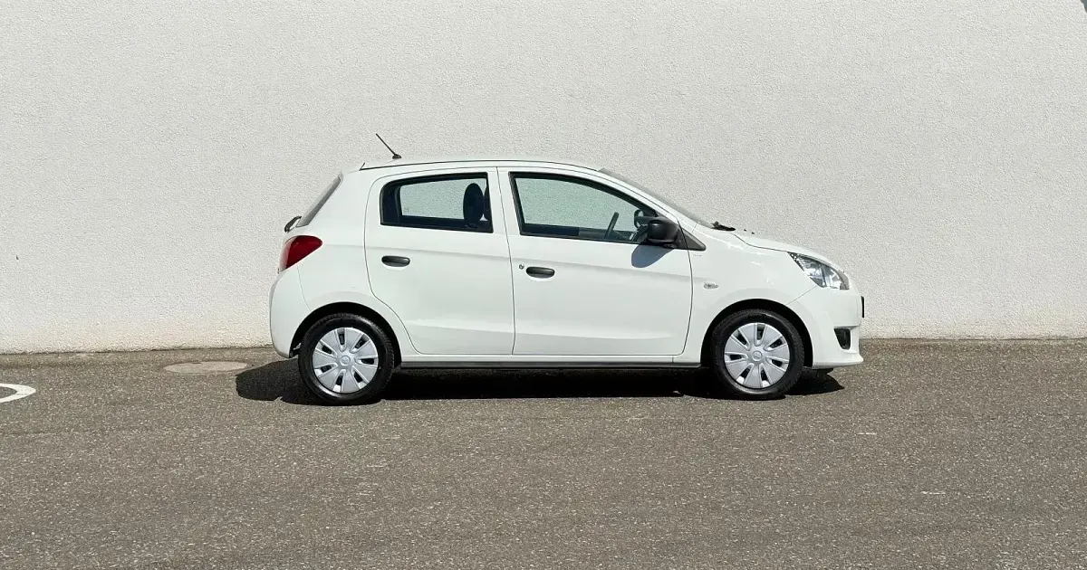 Gebraucht Mitsubishi Space Star Top 71 PS (52 kW) 2015 Weiß Kleinwagen
