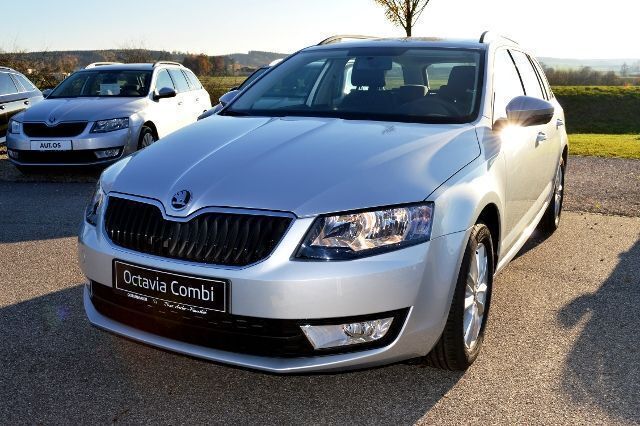 Gebraucht Skoda Octavia Ambition 110 PS (80 kW) 2016 Silber metallic Kombi
