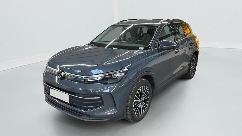 Gebraucht VW Tiguan 129 PS (94 kW) 2024 Gris dauphin SUV