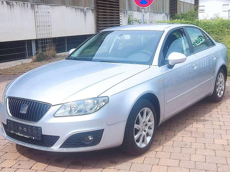 Gris luna Gebraucht 2009 Seat Exeo Limousine | 2.750 € (Fairer Preis) - Bild 1/4