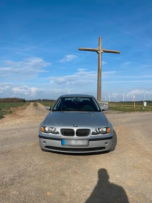 Gebraucht BMW 320 170 PS (125 kW) 2002 Silber Limousine