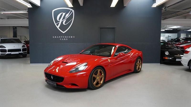 Second-hand Ferrari California 460 CP (338 kW) 2009 Roșu Cabrio