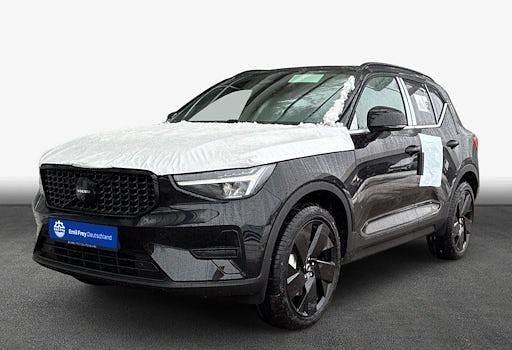 Neu Volvo XC40 Plus 197 PS (144 kW) 2026 Schwarz SUV