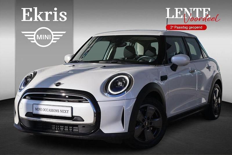 Gebraucht Mini Cooper Classic 136 PS (100 kW) 2024 Weiß Kleinwagen