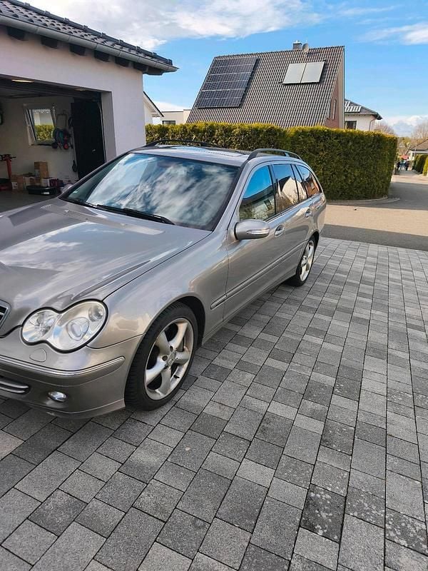 Gebraucht Mercedes C230 204 PS (150 kW) 2005 Kombi
