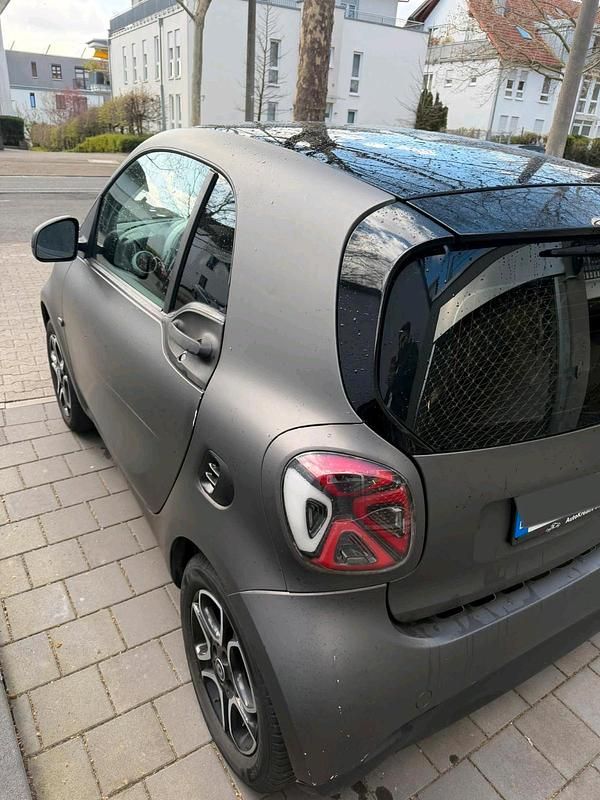 Gebraucht Smart ForTwo Coupé 71 PS (52 kW) 2015 Weiß Coupé