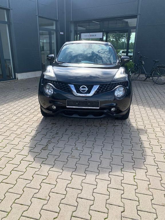 Schwarz Gebraucht 2016 Nissan Juke N-Connecta SUV | 9.490 € (Fairer Preis) - Bild 1/4