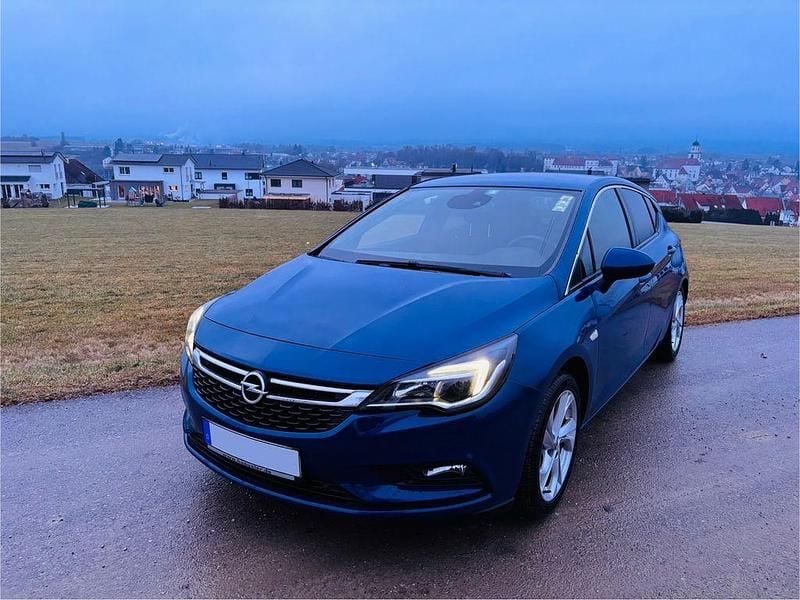 Gebraucht Opel Astra Dynamic 200 PS (147 kW) 2018 Blau Limousine