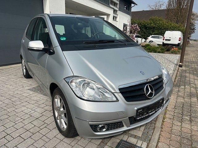 Gebraucht Mercedes A160 Edition 95 PS (69 kW) 2009 Silber Limousine