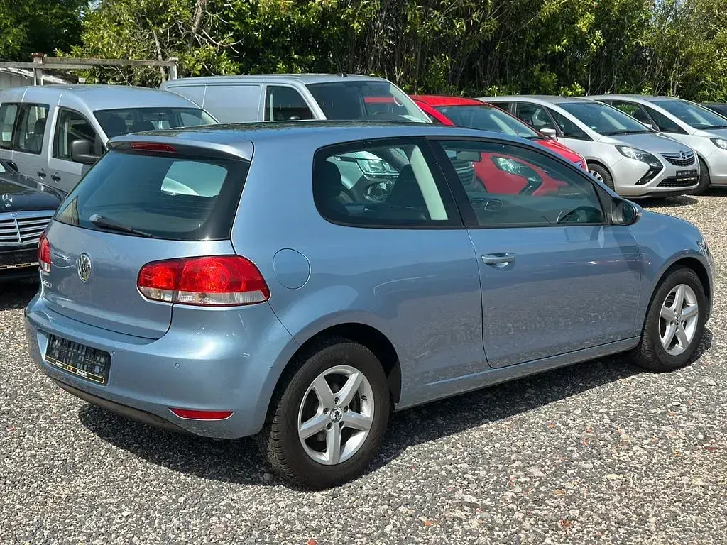 Gebraucht VW Golf VI Trendline 80 PS (58 kW) 2009 Blau Kleinwagen