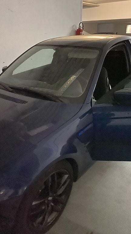 Second-hand BMW 316 231 CP (169 kW) 2003 Albastru