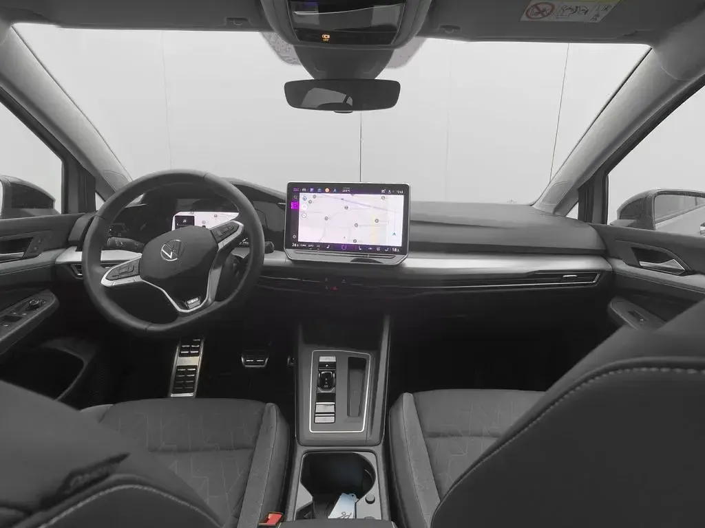 Gebraucht VW Golf VIII Goal 116 PS (85 kW) 2025 Silber Limousine