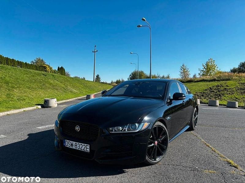 Gebraucht 2018 Jaguar XE R-Sport Limousine | 17.500 € (Fairer Preis) - Bild 1/4