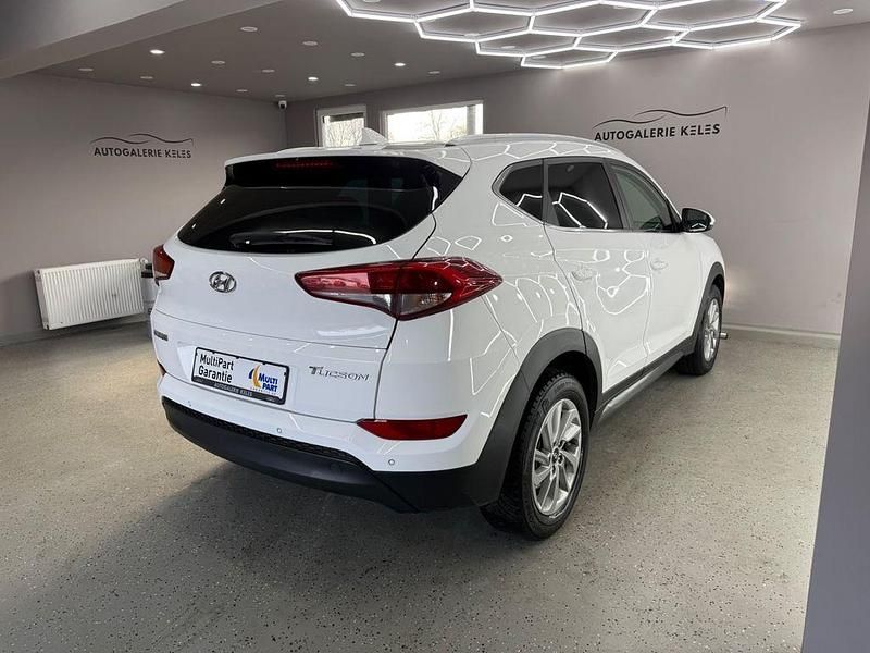 Gebraucht Hyundai Tucson Style 141 PS (103 kW) 2017 Weiß SUV