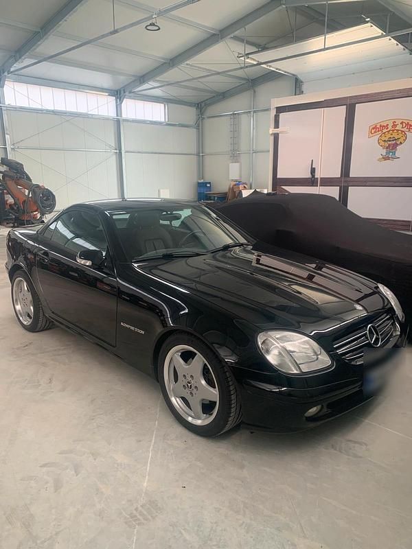 Schwarz Gebraucht 2003 Mercedes SLK200 AMG Cabrio | 6.500 € (Fairer Preis) - Bild 1/4