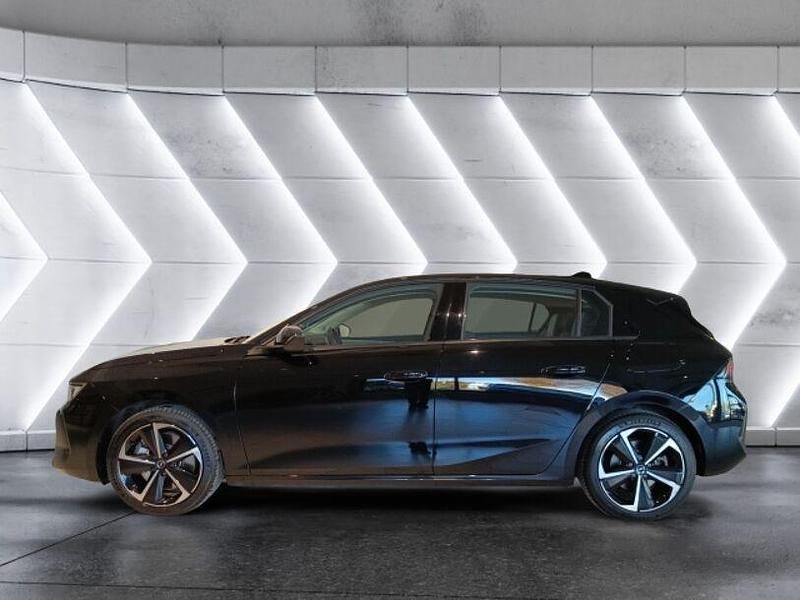 Gebraucht Opel Astra Edition 181 PS (133 kW) 2022 Schwarz Limousine