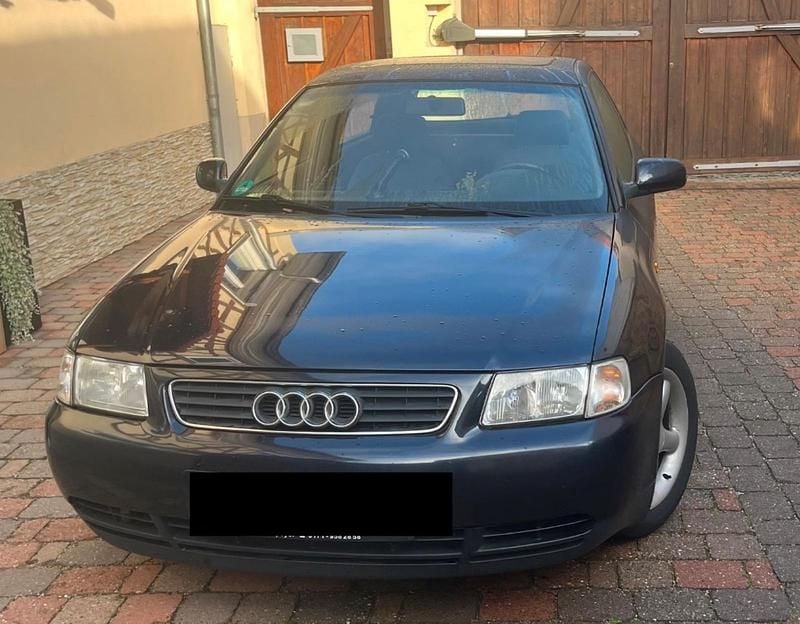 Blau Gebraucht 1997 Audi A3 Kleinwagen | 1.199 € (Fairer Preis) - Bild 1/4