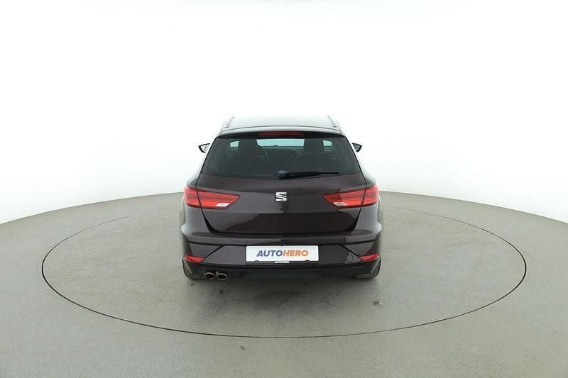 Gebraucht Seat Leon XCELLENCE 125 PS (91 kW) 2017 Violett Kombi