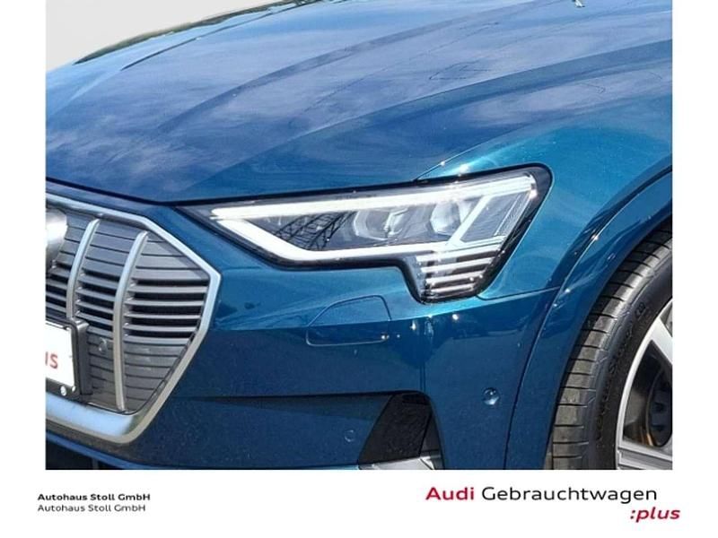 Gebraucht Audi e-tron Advanced Plus 300 kW (408 PS) 2022 Blau SUV