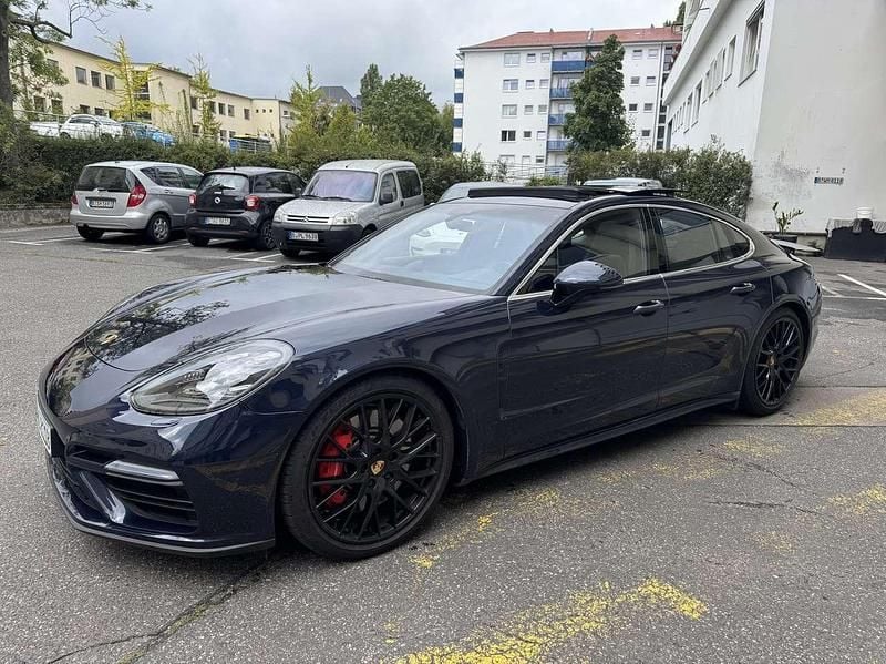 Gebraucht Porsche Panamera Turbo 549 PS (403 kW) 2016 Blau Limousine
