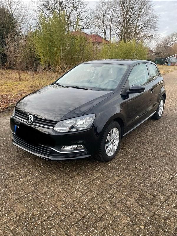 Gebraucht VW Polo 75 PS (55 kW) 2017 Schwarz Kleinwagen