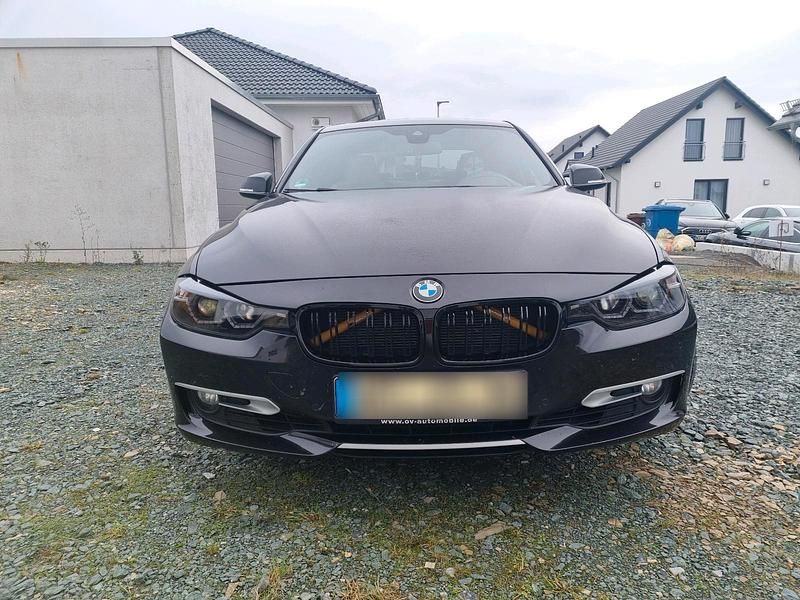 Gebraucht BMW 330 258 PS (189 kW) 2014 Andere farben Limousine
