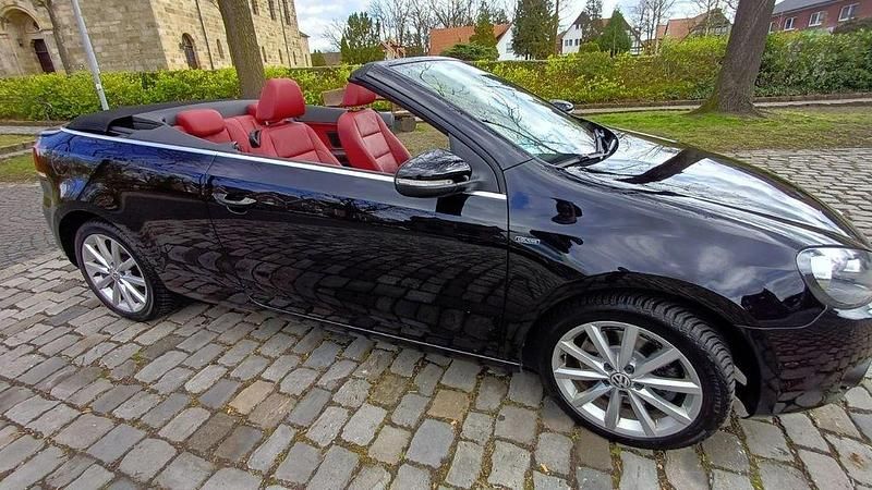Gebraucht VW Golf Cabriolet LOUNGE 160 PS (117 kW) 2015 Schwarz Cabrio