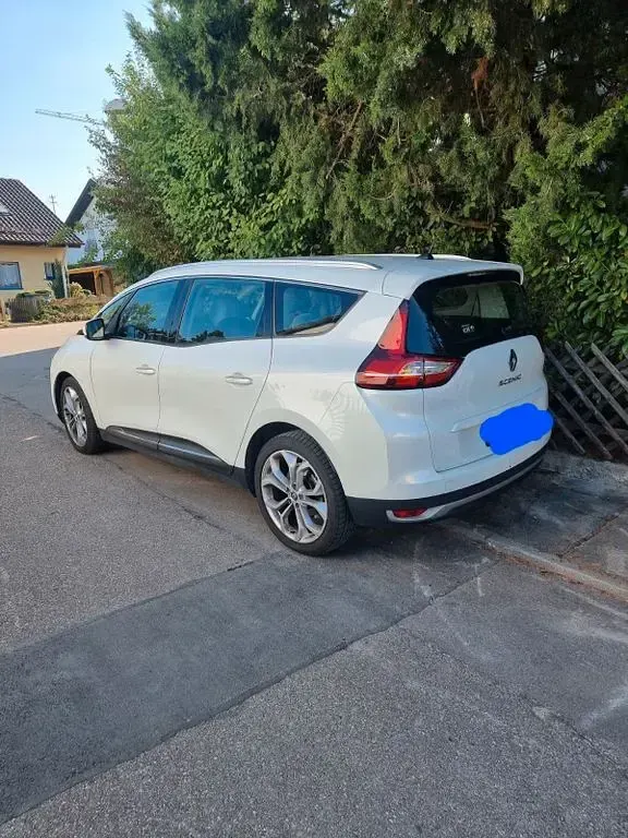 Gebraucht Renault Grand Scénic IV Experience 110 PS (80 kW) 2017 Weiß Van / Kleinbus