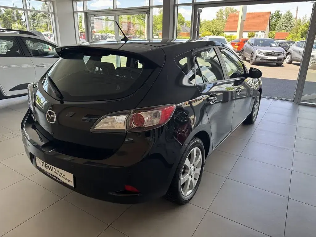 Gebraucht Mazda 3 Edition 105 PS (77 kW) 2012 Schwarz Limousine