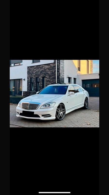 Weiß Gebraucht 2010 Mercedes S350 AMG Limousine | 13.500 € (Etwas zu teuer) - Bild 1/4