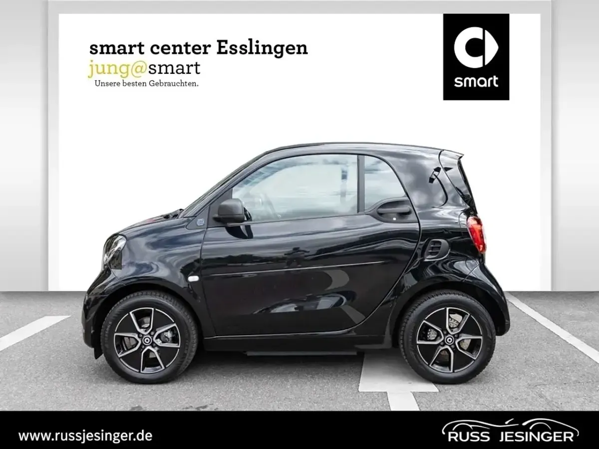 Gebraucht Smart ForTwo Coupé Passion 60 kW (82 PS) 2022 Schwarz Kleinwagen