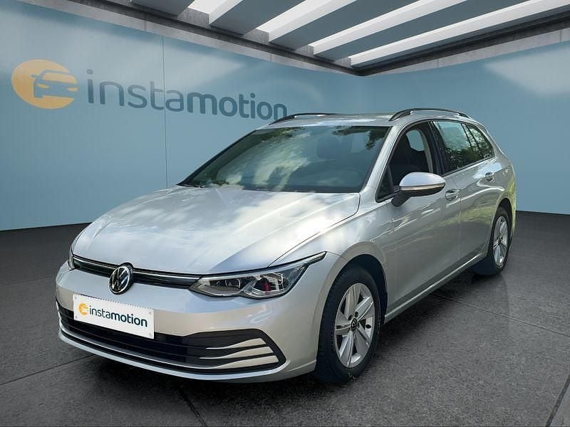 Silber Gebraucht 2023 VW Golf VIII Kombi | 23.449 € (Guter Preis) - Bild 1/4