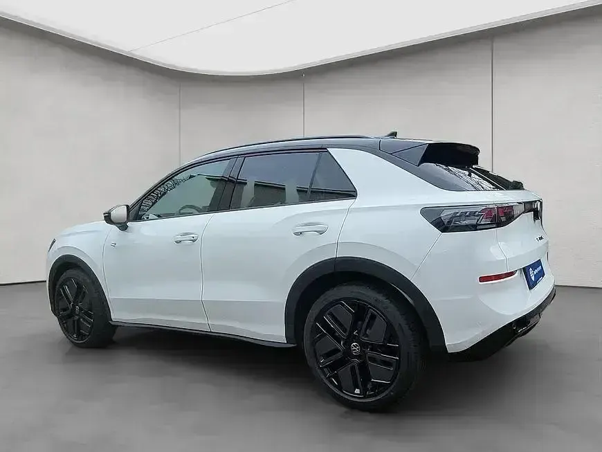 Gebraucht VW T-Roc R-line 150 PS (110 kW) 2026 Weiß SUV