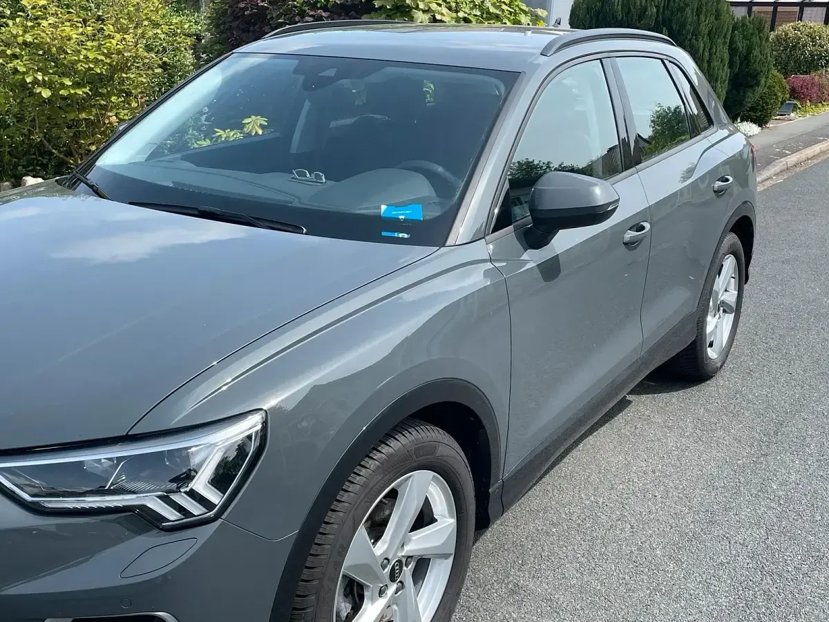 Gebraucht Audi Q3 150 PS (110 kW) 2024 Grau SUV