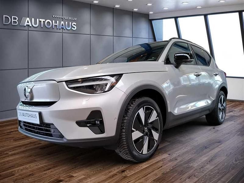 Silber Gebraucht 2024 Volvo XC40 Ultimate SUV | 39.830 € (Guter Preis) - Bild 1/4
