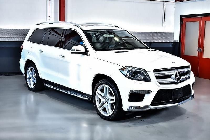 Gebraucht Mercedes GL550 435 PS (319 kW) 2015 Weiß SUV
