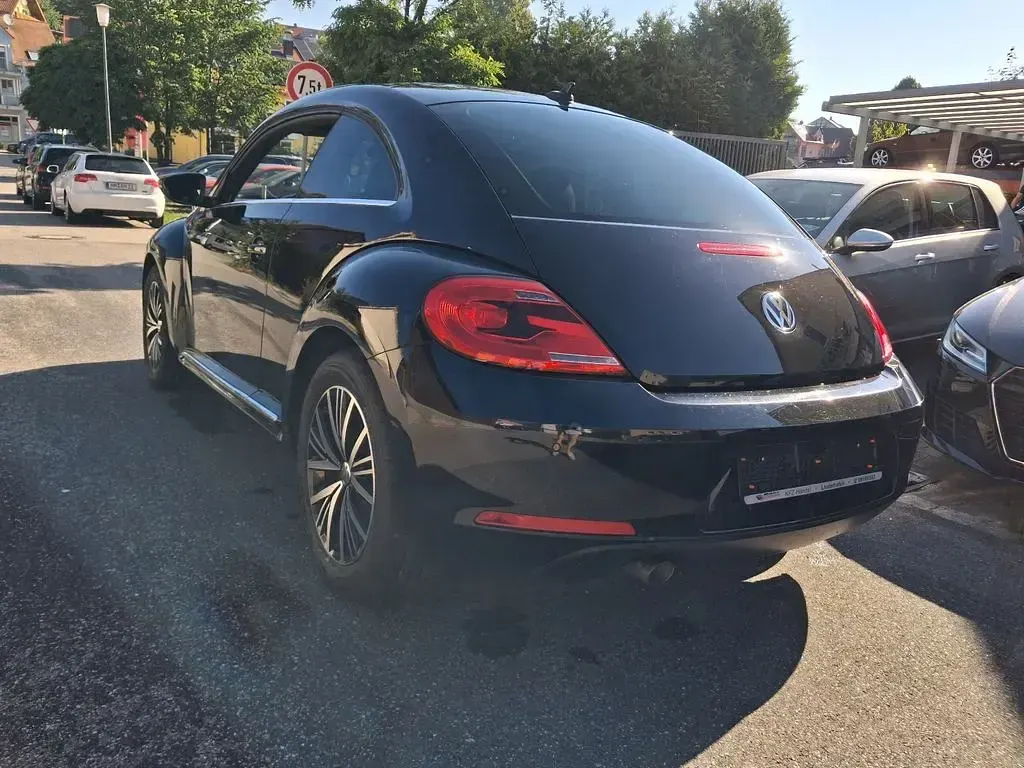 Gebraucht VW Beetle Allstar 110 PS (80 kW) 2016 Schwarz Kleinwagen