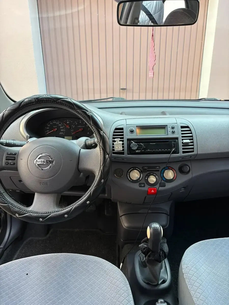 Gebraucht Nissan Micra 65 PS (47 kW) 2003 Schwarz Kleinwagen