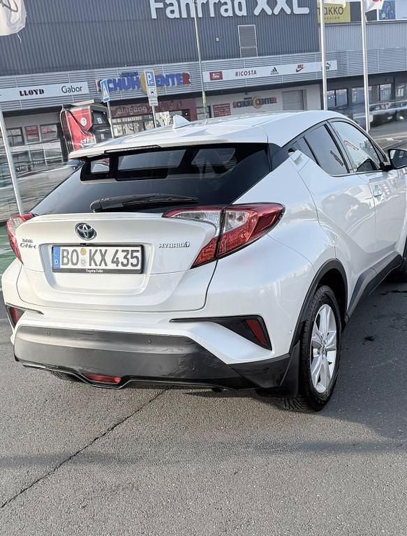 Silber Gebraucht 2017 Toyota C-HR SUV | 14.400 € (Guter Preis) - Bild 1/4