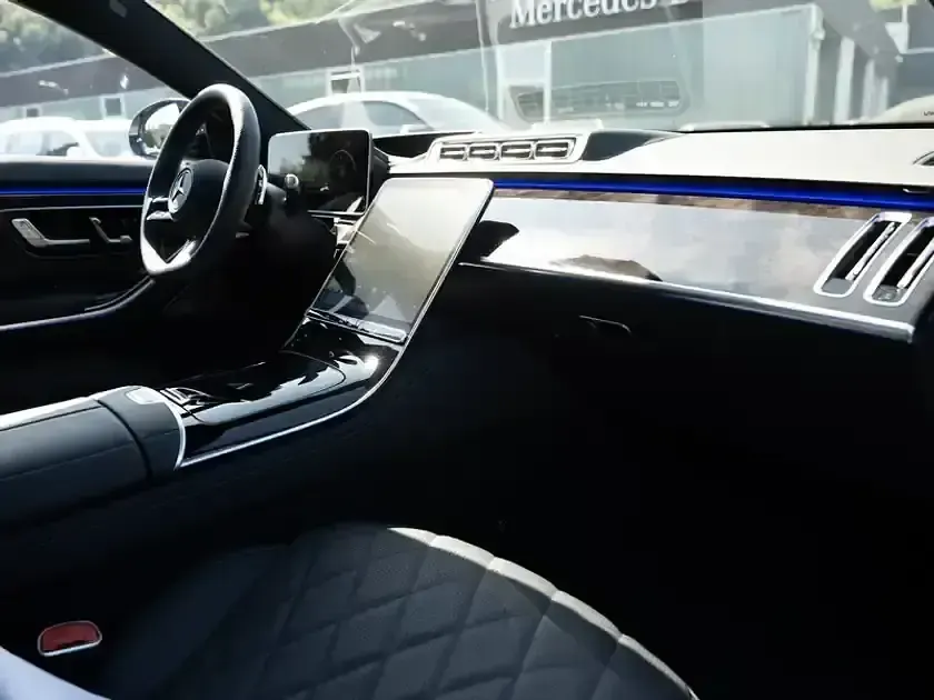 Gebraucht Mercedes S500 AMG 449 PS (330 kW) 2025 Silber Limousine