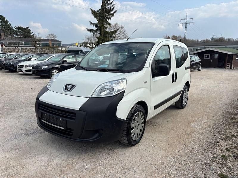 Gebraucht Peugeot TePee Active 75 PS (55 kW) 2014 Weiß Van / Kleinbus