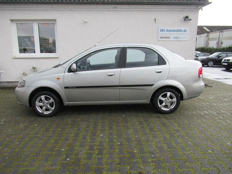 Gebraucht Chevrolet Kalos SX 94 PS (69 kW) 2005 Grau (metallic) Limousine
