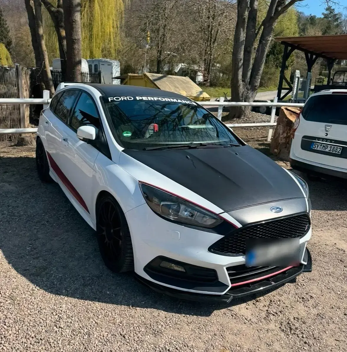 Gebraucht Ford Focus ST 250 PS (183 kW) 2015 Weiß Limousine