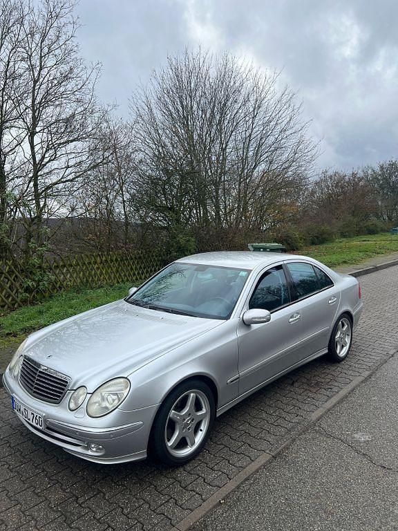 Gebraucht 2002 Mercedes E320 Avantgarde Limousine | 4.000 € (Guter Preis) - Bild 1/4