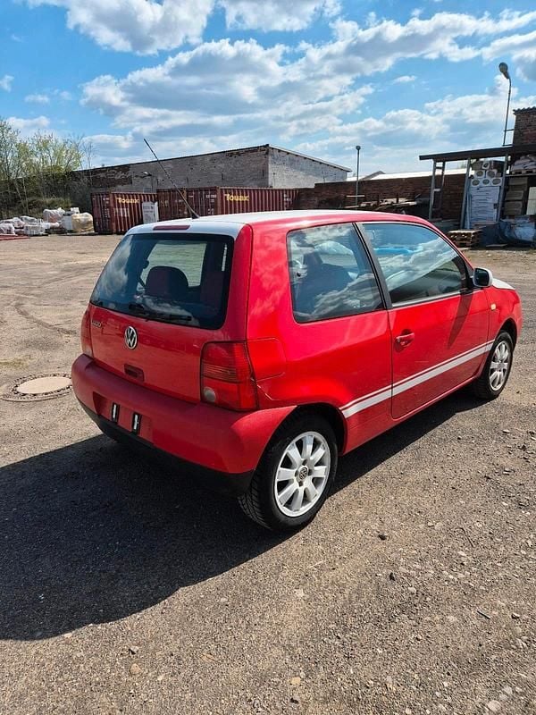 Używany VW Lupo 50 KM (36 kW) 1999 Czerwony Hatchback