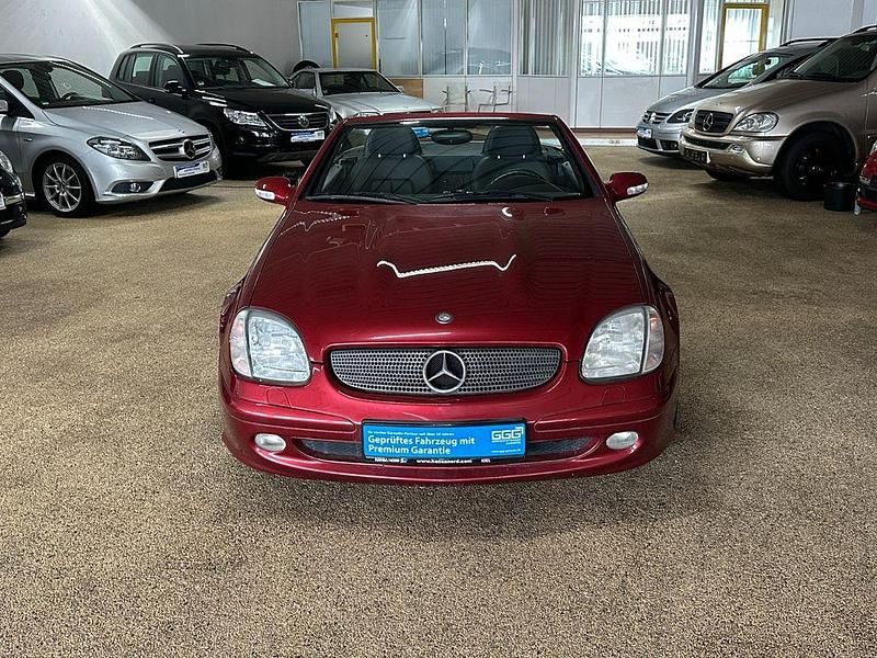 Gebraucht Mercedes SLK200 163 PS (119 kW) 2002 Rot Cabrio