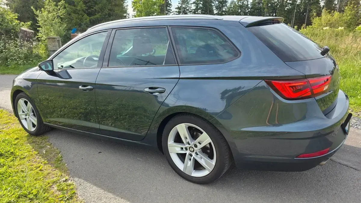 Gebraucht Seat Leon ST FR 131 PS (96 kW) 2019 Grau Kombi