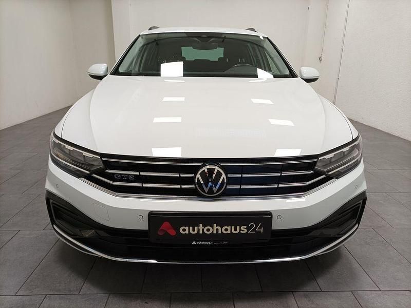 Gebraucht VW Passat 218 PS (160 kW) 2021 Weiß Kombi